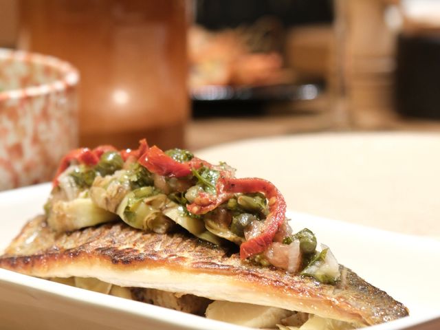 IGNISS Filet de loup, sauce vierge du chef